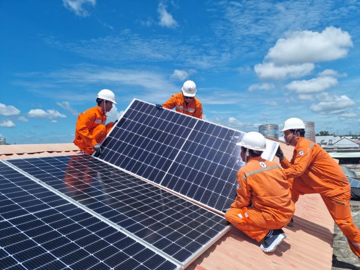 bán điện mặt trời cho EVN